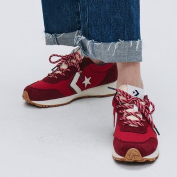 NEW Converse Omega Trainer Sneaker - Picture 5 of 12